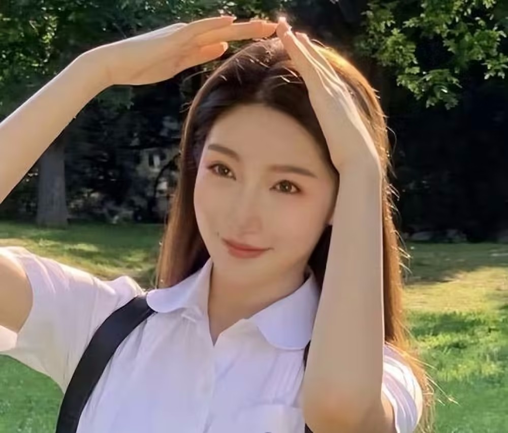 杜美珠曝光聊天记录反击李恩。她曾经在校园里欺负过自己的女同学,也从未停止过维权