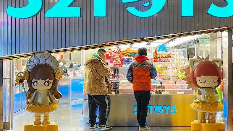 星巴克降价突围:与瑞幸等品牌的咖啡市场争夺战