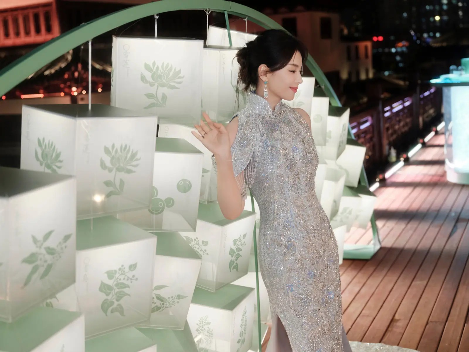 波兰仍封锁中欧班列转运站，供应链综合成本上涨逾15%+恢复期未知