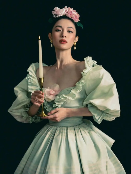 邓莎老公路行黑历史曝光：曾行贿千万，受贿者获刑他未被公开追责