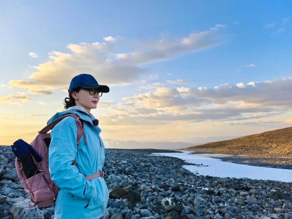 中国电影大数据暨电影频道M榜荣誉揭晓 张艺谋黄渤等群星闪耀宜昌