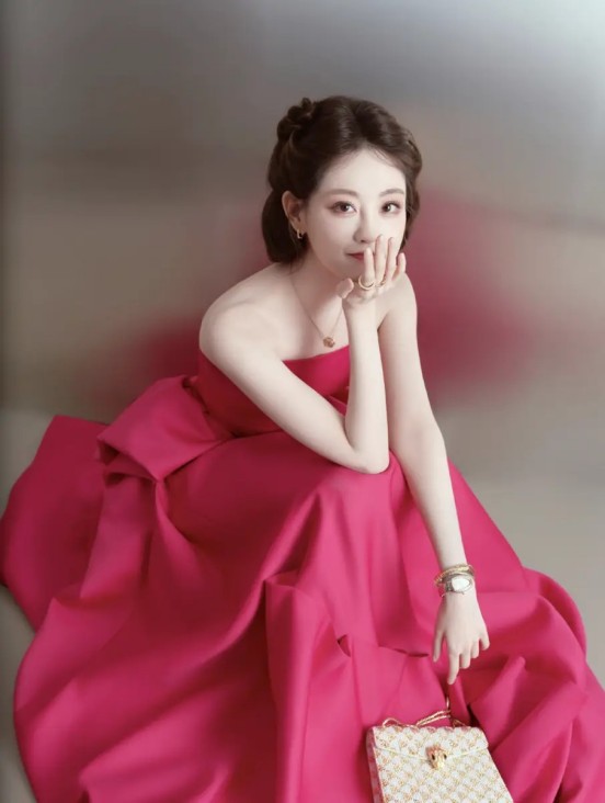 NASA 新局长上任：亿万富豪转行上太空，自称和马斯克不太熟