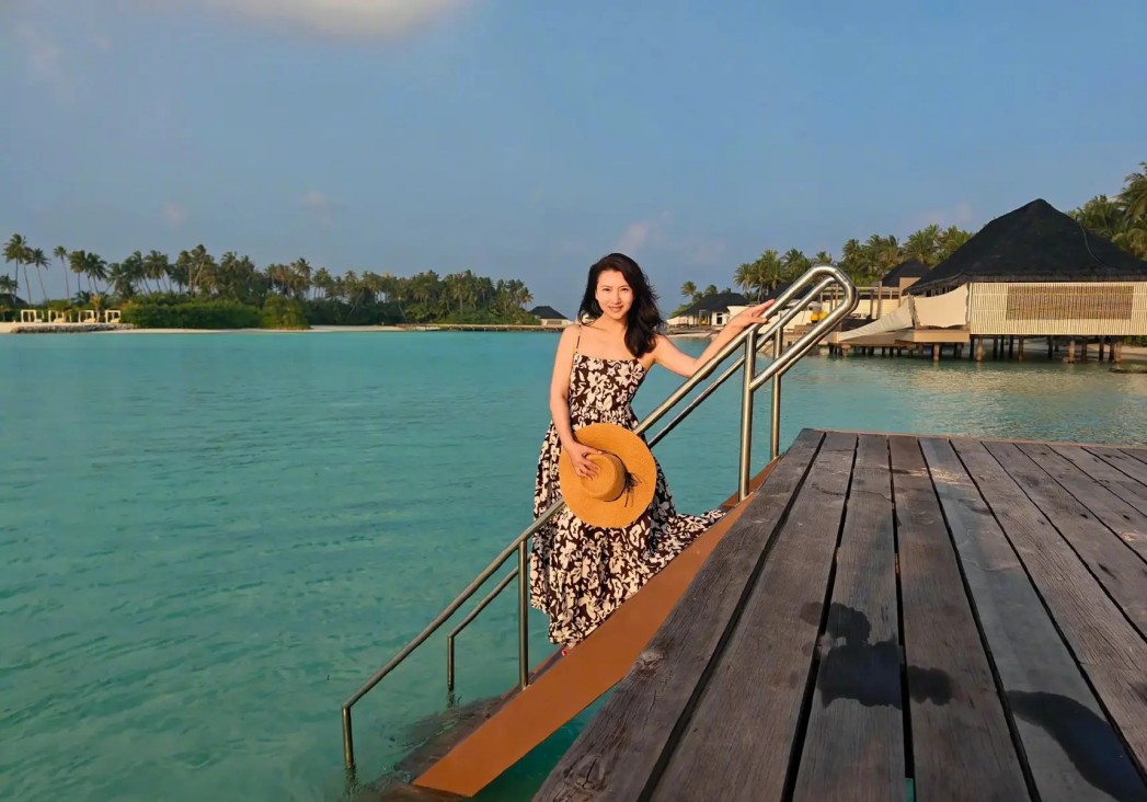 文艺清冷的“慢行者”桂纶镁｜赏色