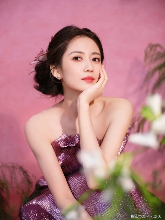 赵樱子发布被蒋毅求婚视频，网友：是不是抄了韩安冉的剧本了？