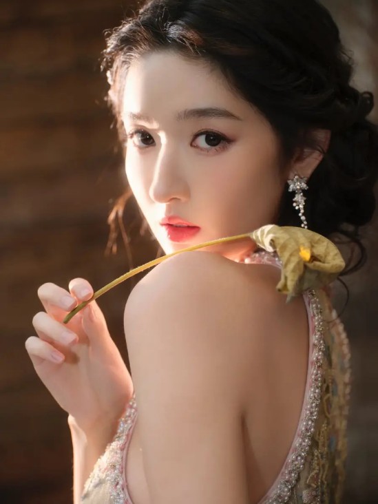 《罚罪2》女性力量再爆发，萨日娜、梁洁携手打响“护家之战”