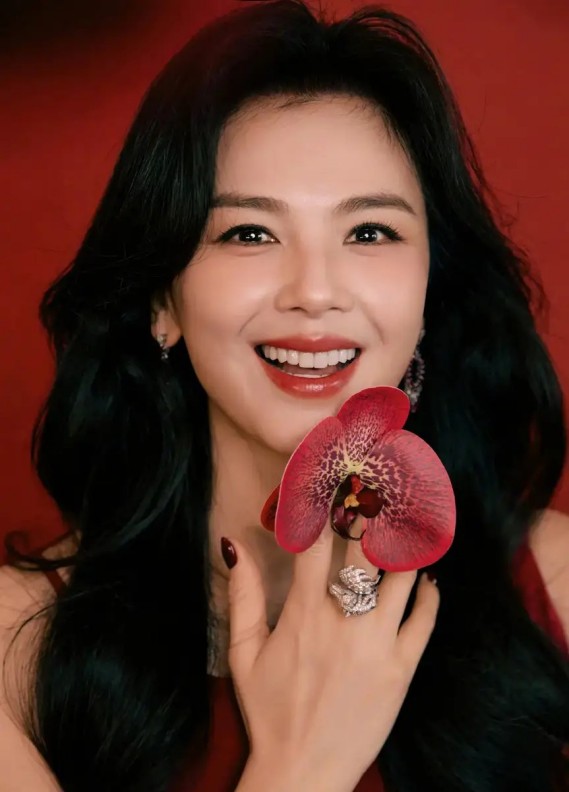 批量生成黄片，AI黄谣把人害苦了