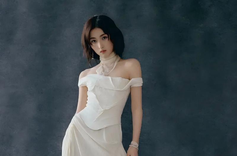 从“跟风打卡”到“为情绪买单”：观众的钱包正在流向哪类舞台？