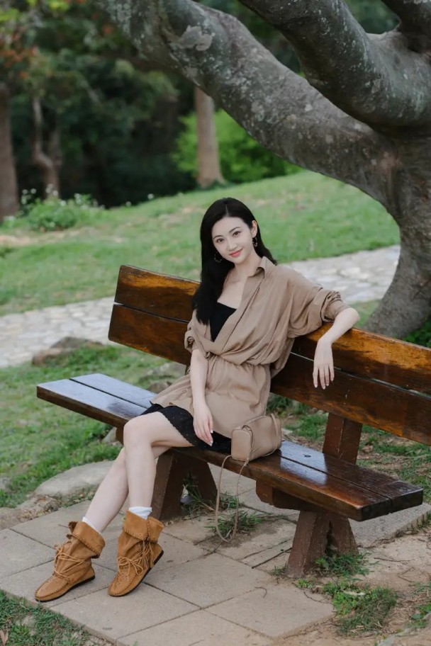 奚梦瑶何猷君世纪婚礼，豪门夫妻七年儿女双全，王嘉尔谷爱凌现身