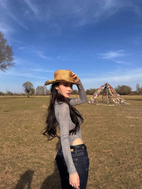毫无底线！新氧医美恶意造“讣告”博流量，马思纯正式起诉维权